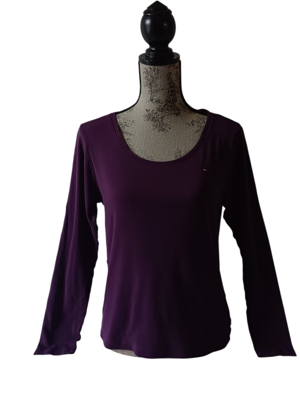 Tommy Hilfiger women's purple long-sleeve top size M